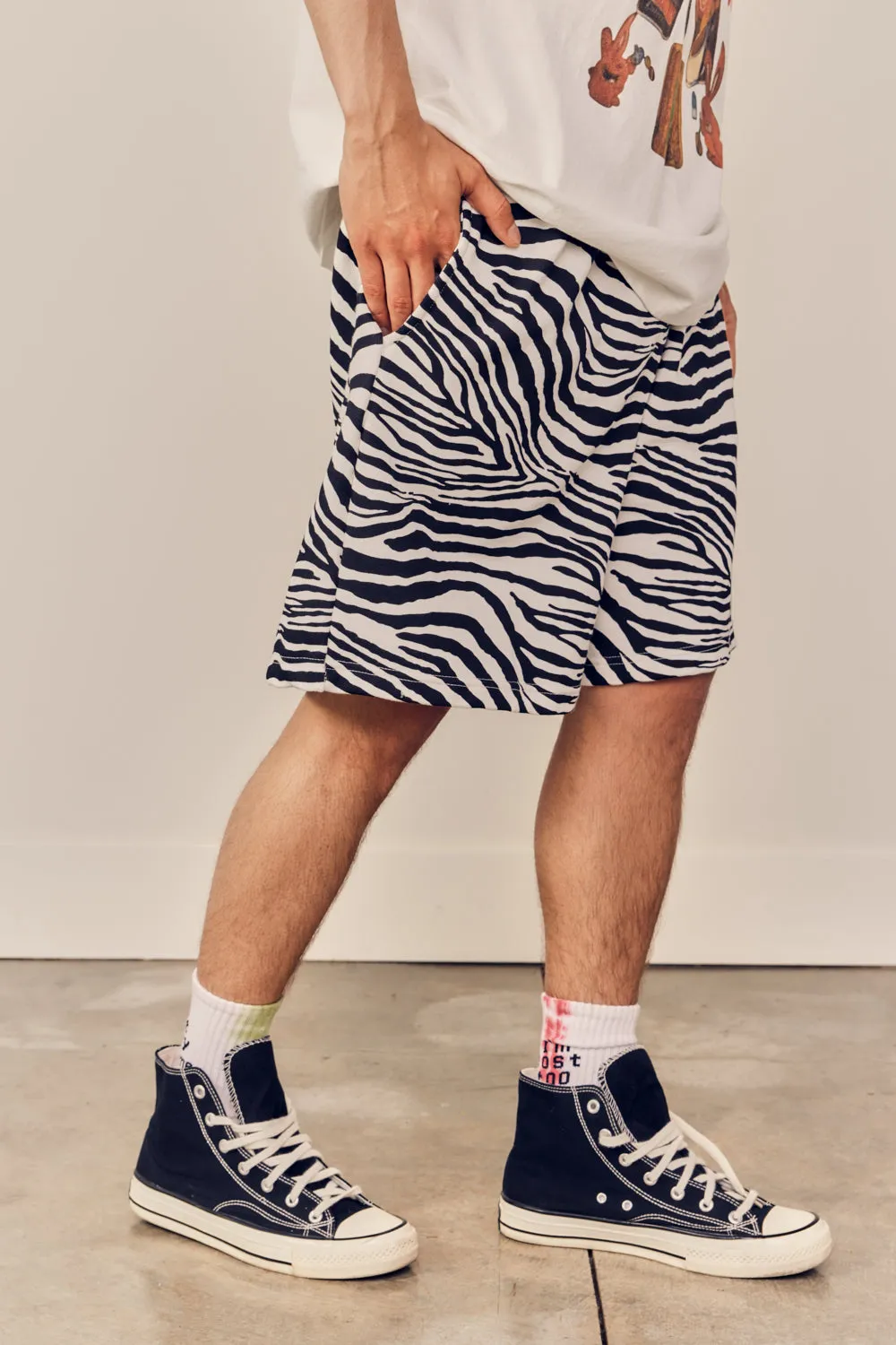 Animal Printed Cozy Short Pants