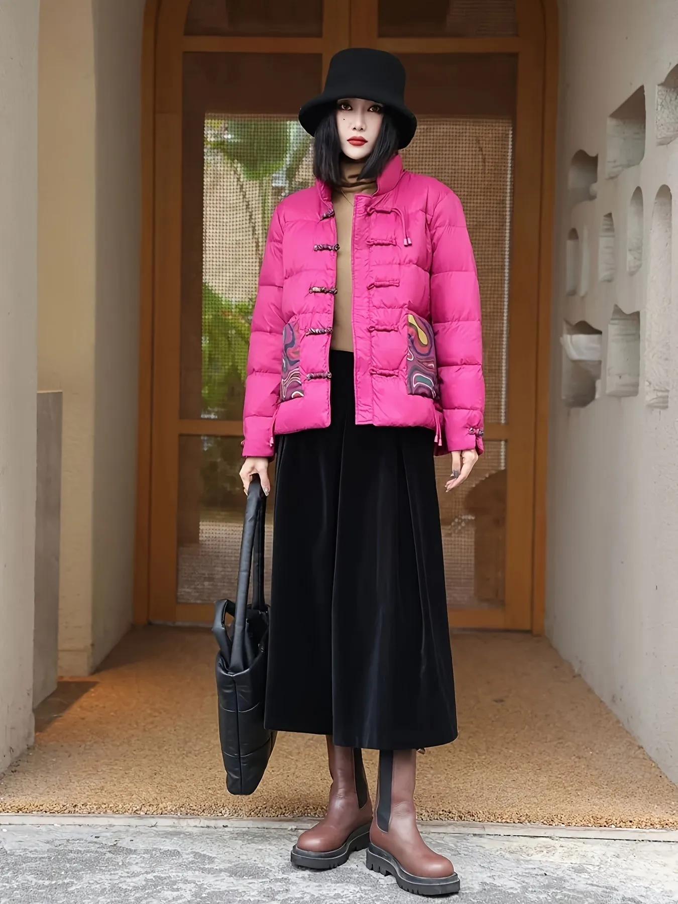 Chic Vintage-Inspired Women's Puffer Coat with Printed Detail - Lightweight, Warm Long Sleeve Winter Jacket