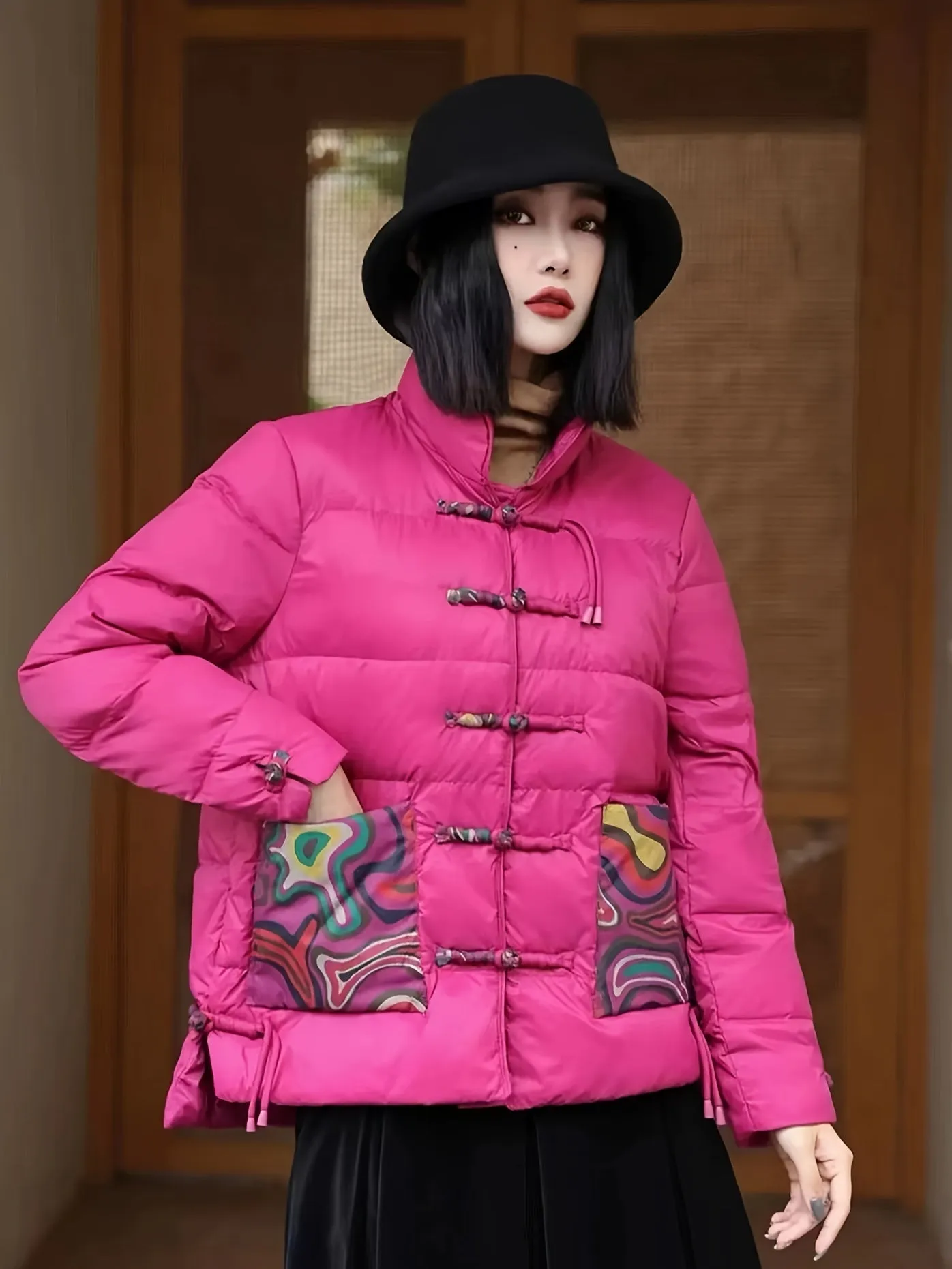 Chic Vintage-Inspired Women's Puffer Coat with Printed Detail - Lightweight, Warm Long Sleeve Winter Jacket