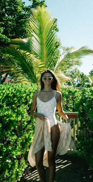 COCONUT AVE-ISLET ONE PIECE-FRISKY BISCUS