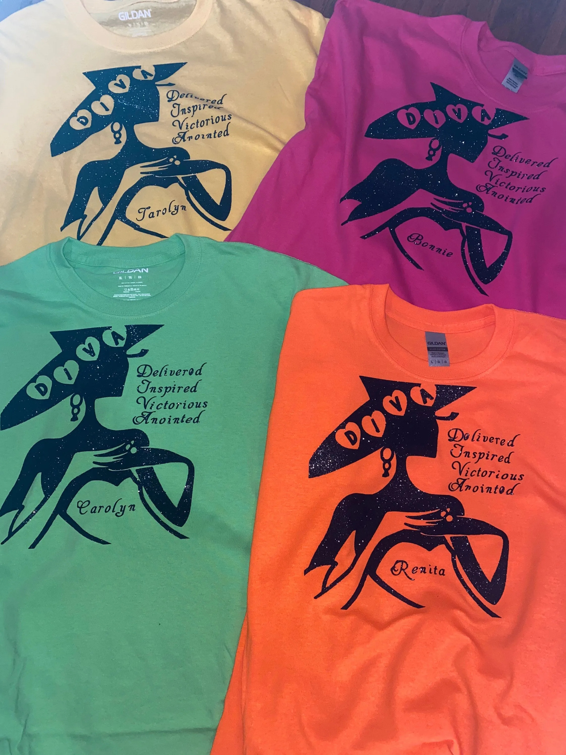 DIVA GLITTER TSHIRTS