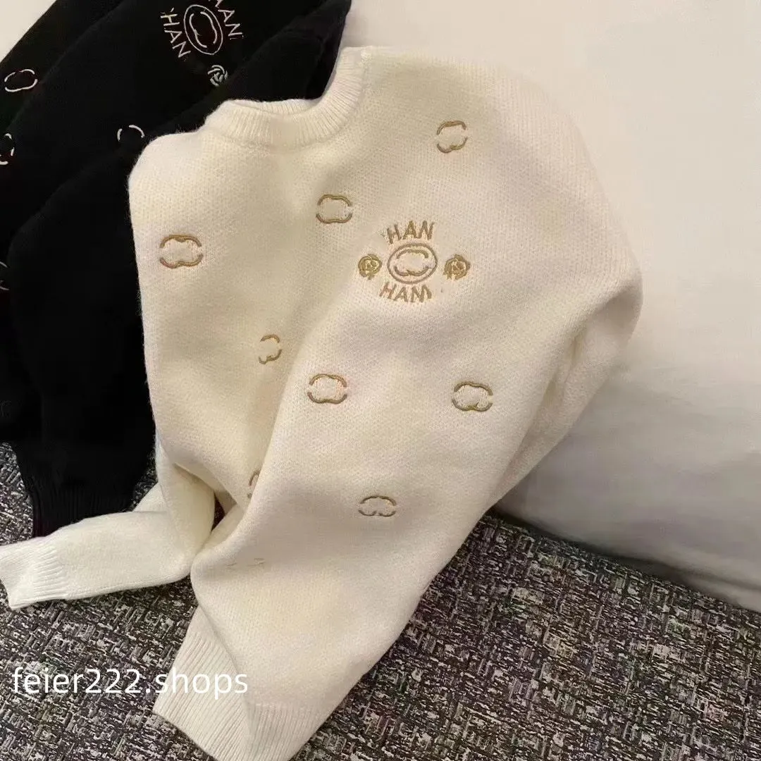 Fashion Designer channel Women's Sweaters wear Heart-shaped V-neck knit vertical alphabet embroidery soft and comfortable base high-quality luxury seiko