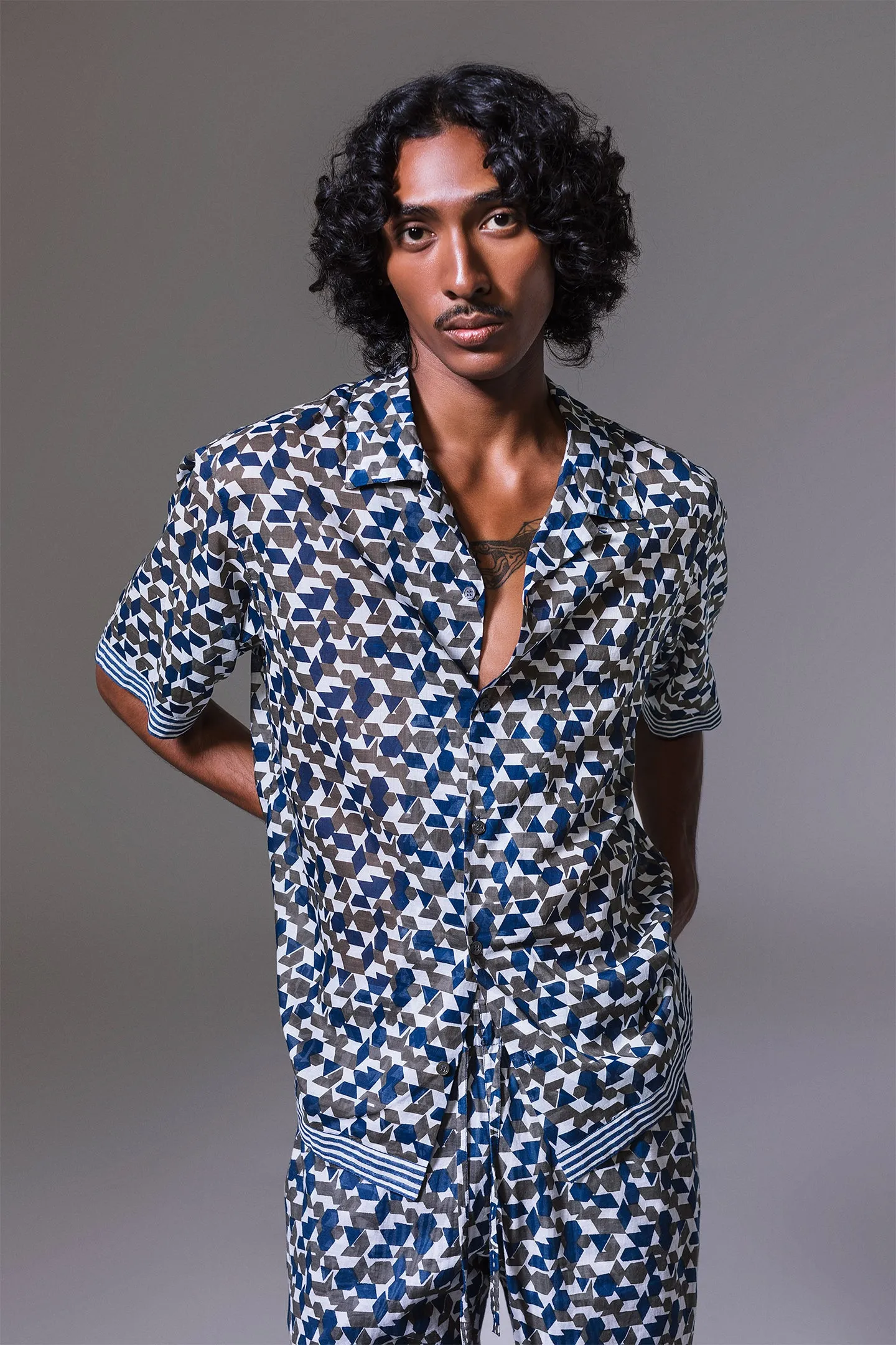 Hector - Techno motive print short sleeve shirt