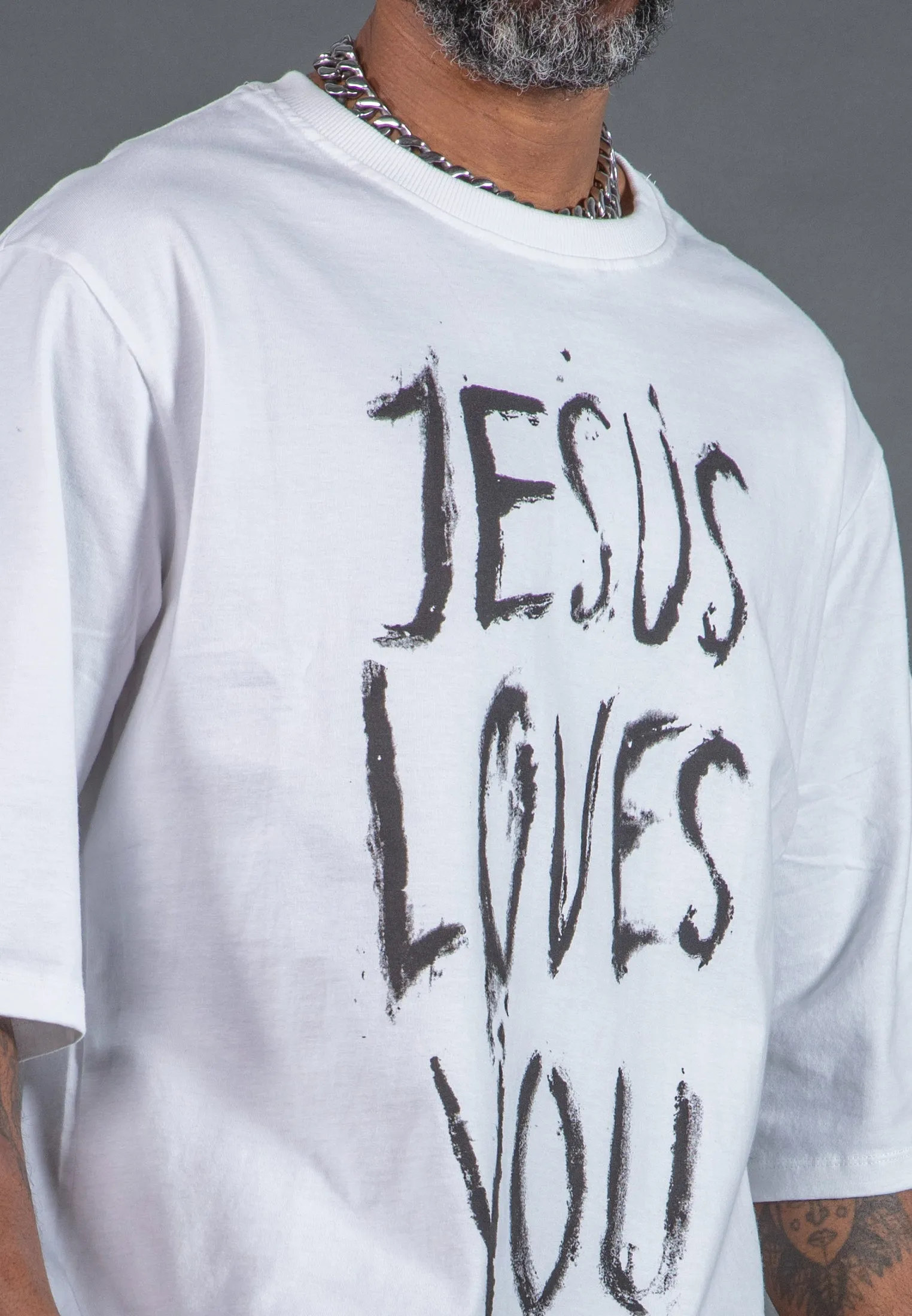 JESUS LOVES YOU OVERSIZED T-SHIRT WHITE