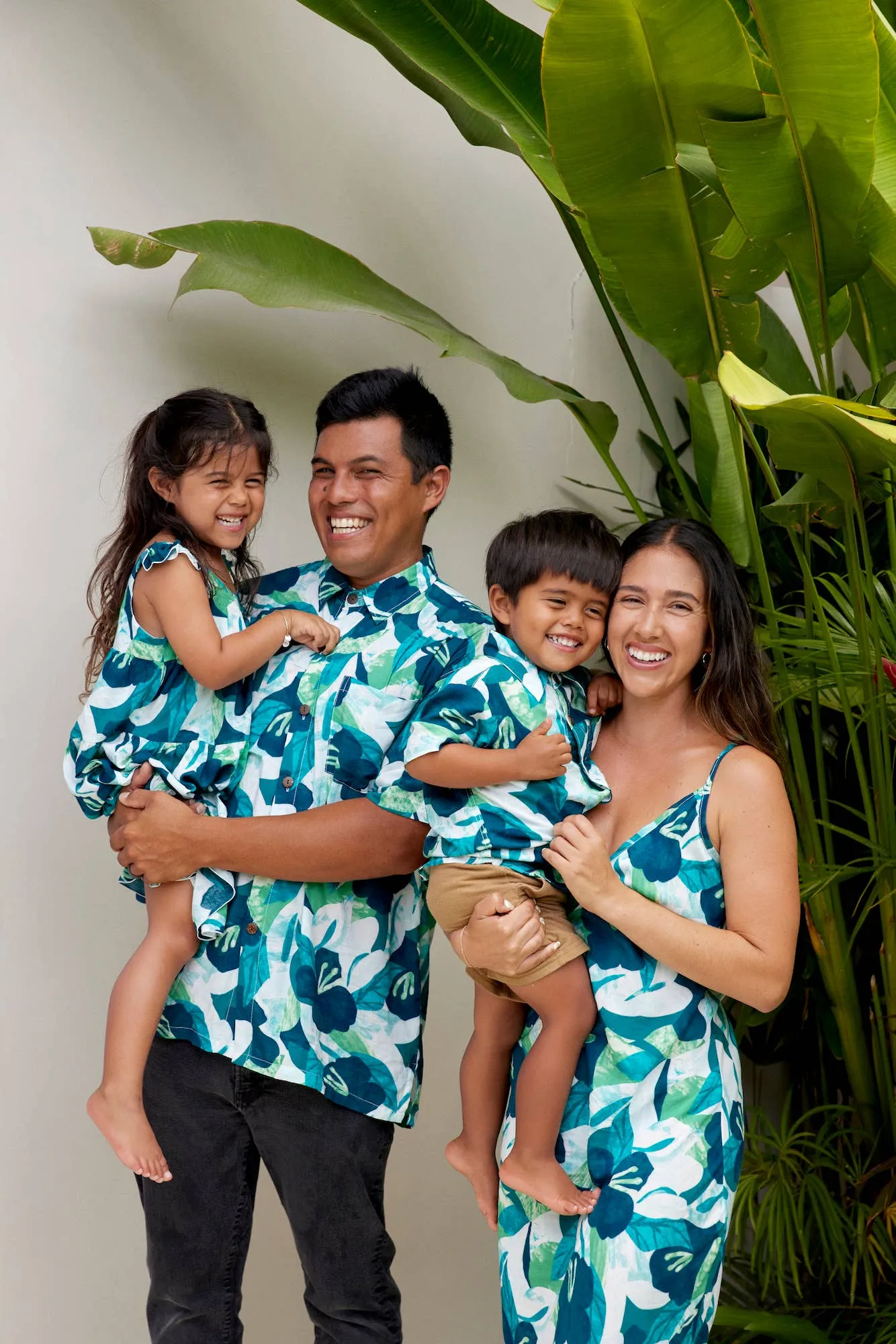 Men's Kahana Button Up in Blue Hawai'i