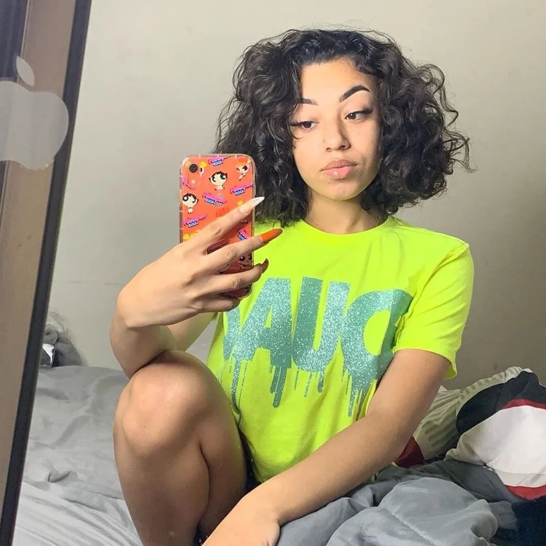 Mint Glitter Sauce | Neon Yellow Tee