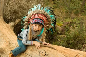 N33- From 5-8 years Kid / Child's: Indian turquoise and black feather Headdress 21 inch. – 53,34 cm.
