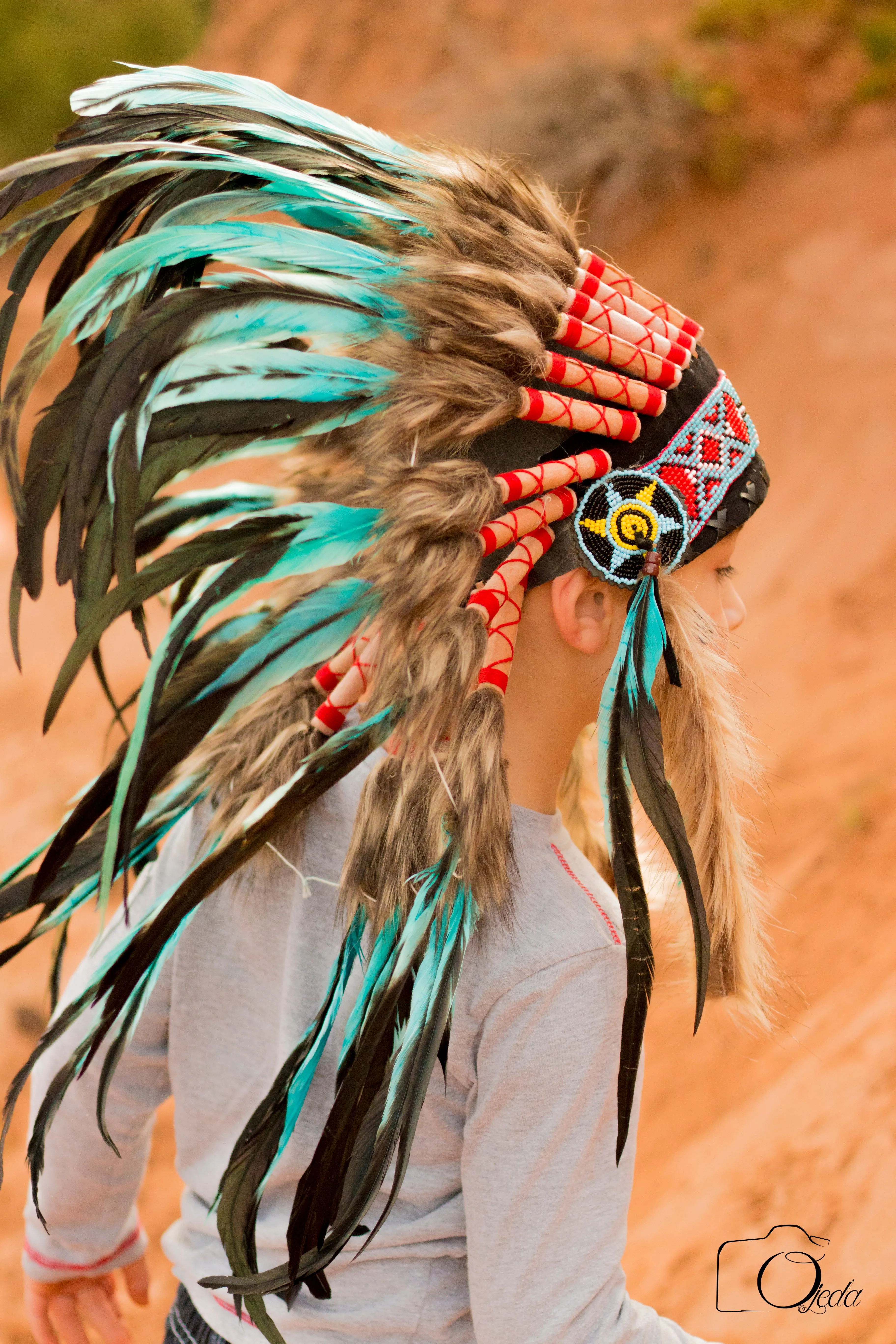 N33- From 5-8 years Kid / Child's: Indian turquoise and black feather Headdress 21 inch. – 53,34 cm.