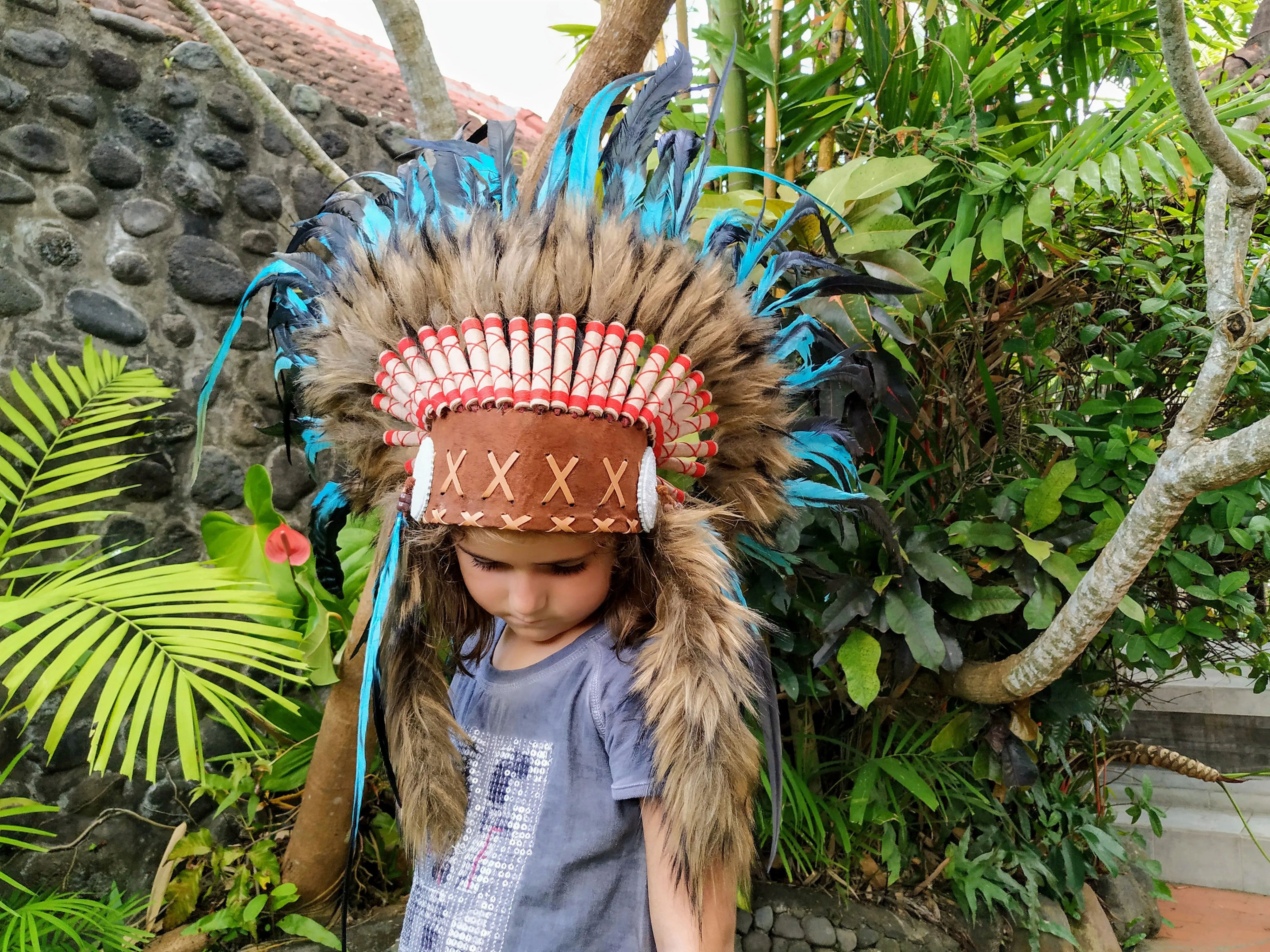 N33- From 5-8 years Kid / Child's: Indian turquoise and black feather Headdress 21 inch. – 53,34 cm.
