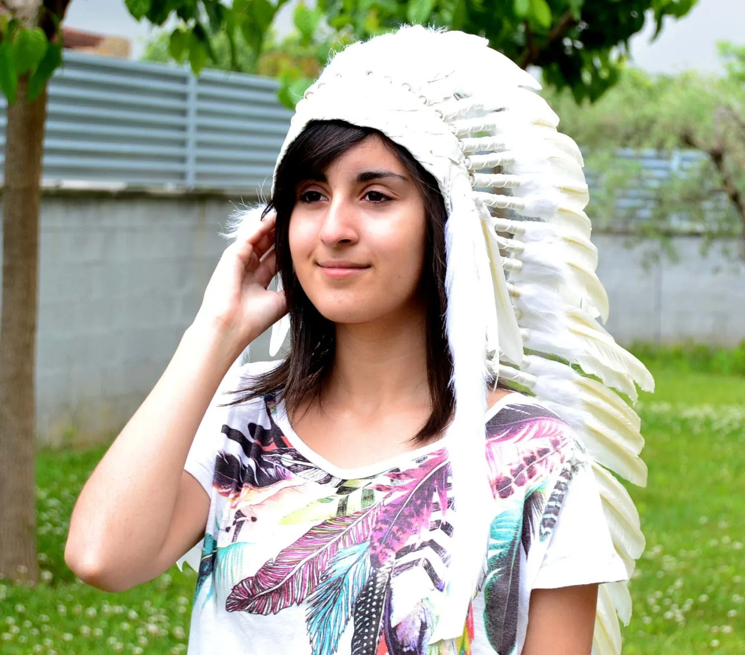 N81 - Medium Indian  White  Feather Headdress (36 inch long)