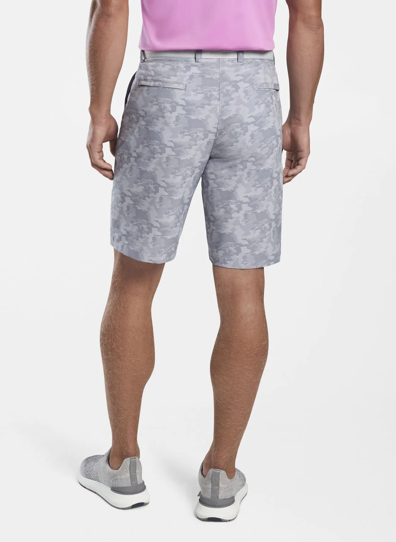 PETER MILLAR- Shackleford Camo Performance Hybrid Short- Gale Grey