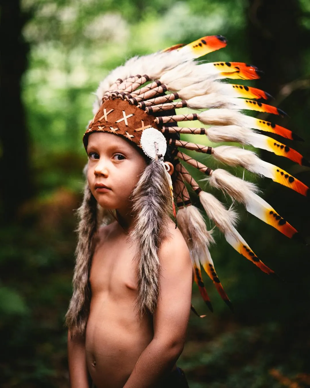PRICE REDUCED - N11- From 2-5 years Kid / Child's: 3 colors Indian Headdress 20,5 inch. – 52 cm
