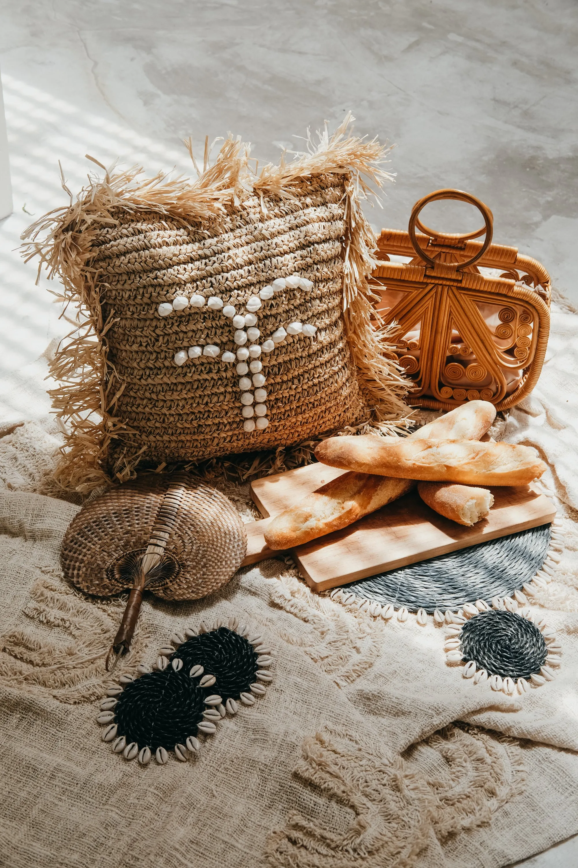 Raffia and Shells Pillow Cover - Clam Shell / Palm Tree / Rainbow