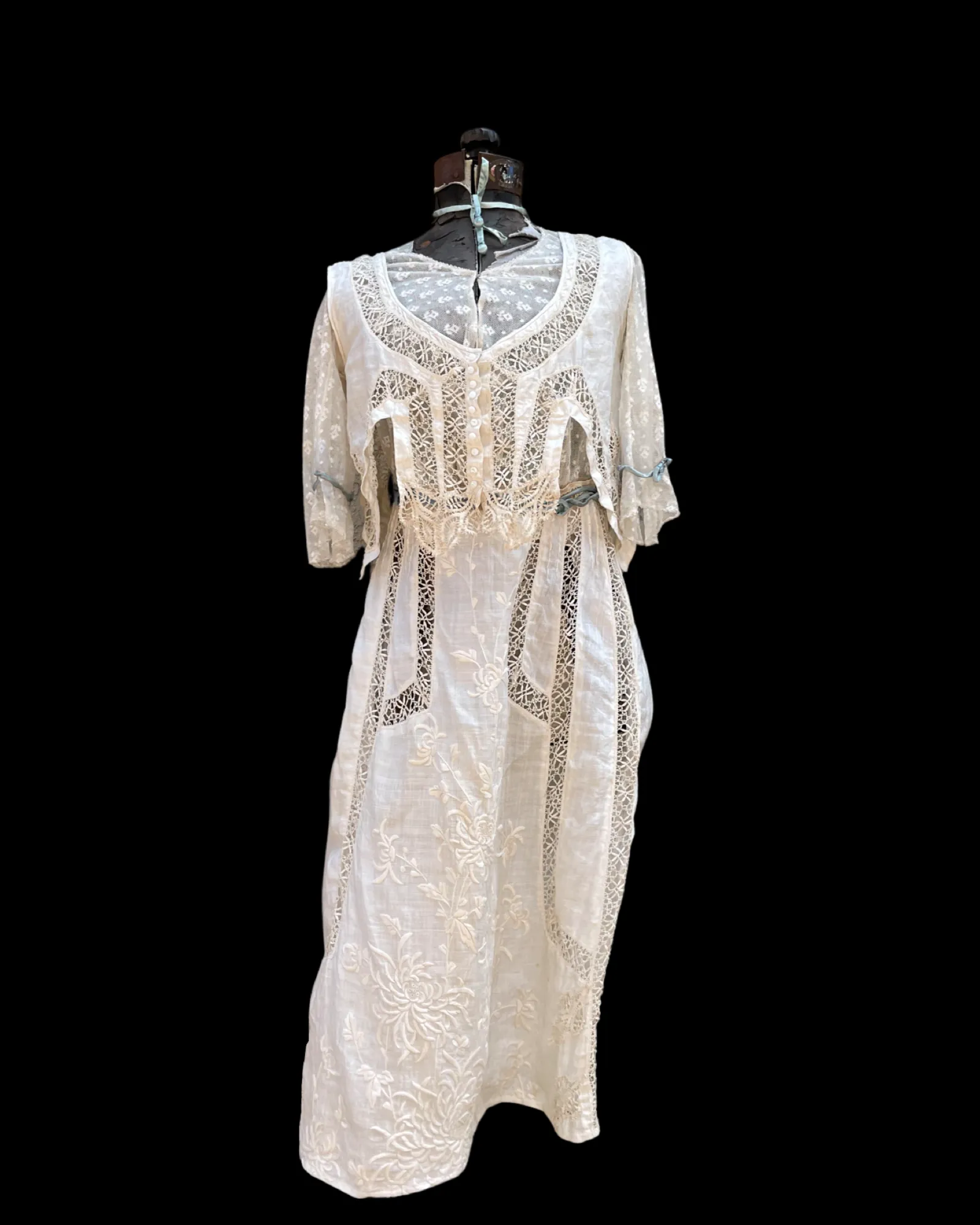 Rare Edwardian Densely Embroidered Silk/Linen Wedding Gown