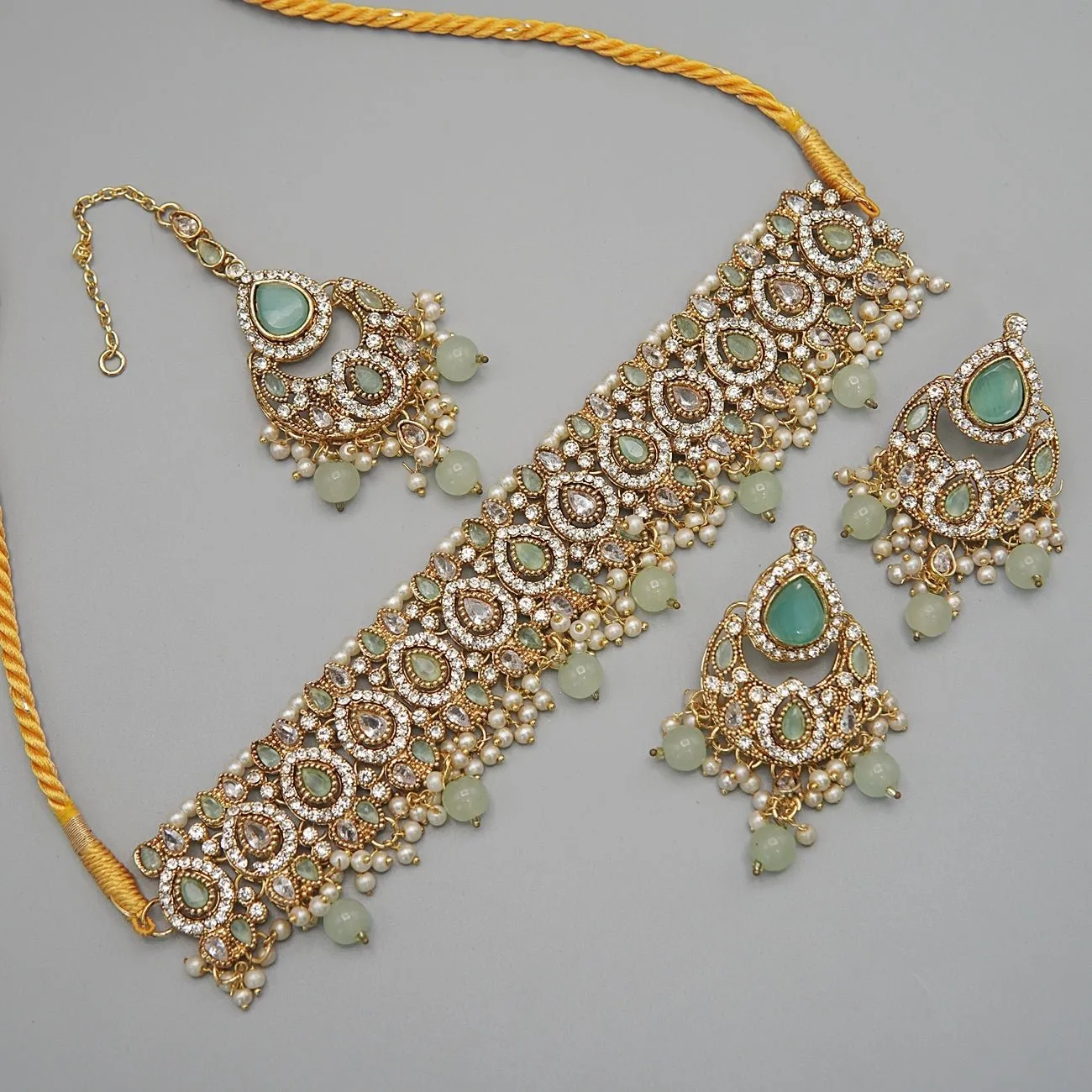 Reema Guluband Choker Set