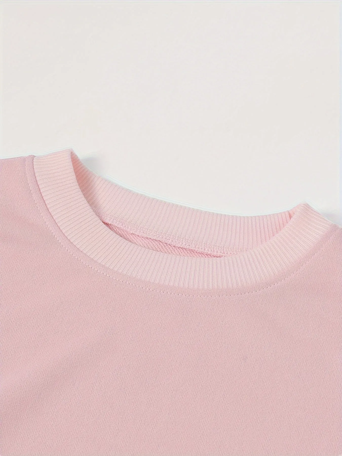 Women's Y2K-Inspired Casual Sweatshirt with Christmas Snowflake Print - Cozy Polyester, Round Neck, Long Sleeve Pullover