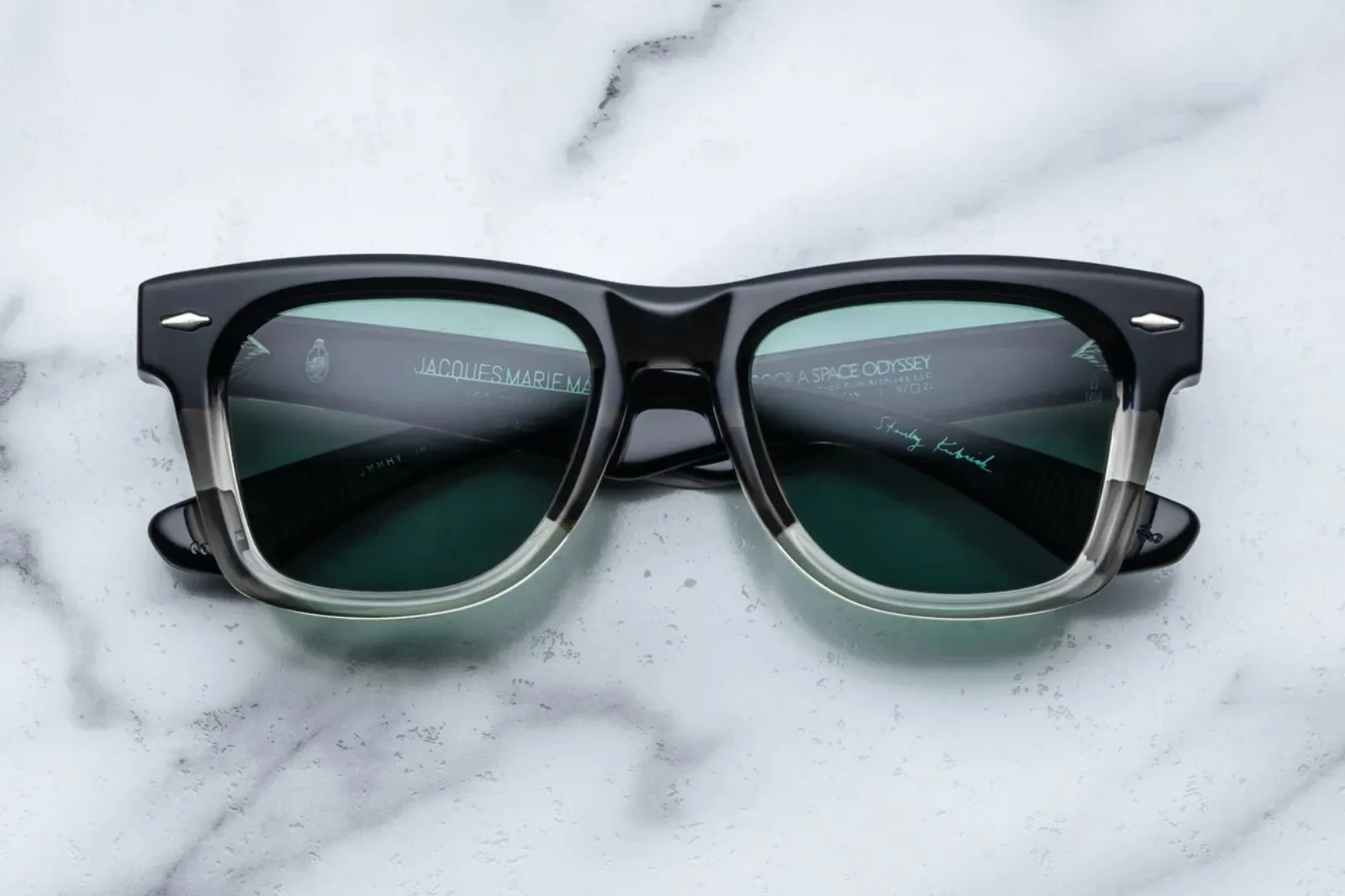 x Stanley Kubrick | Heywood - Black Fade